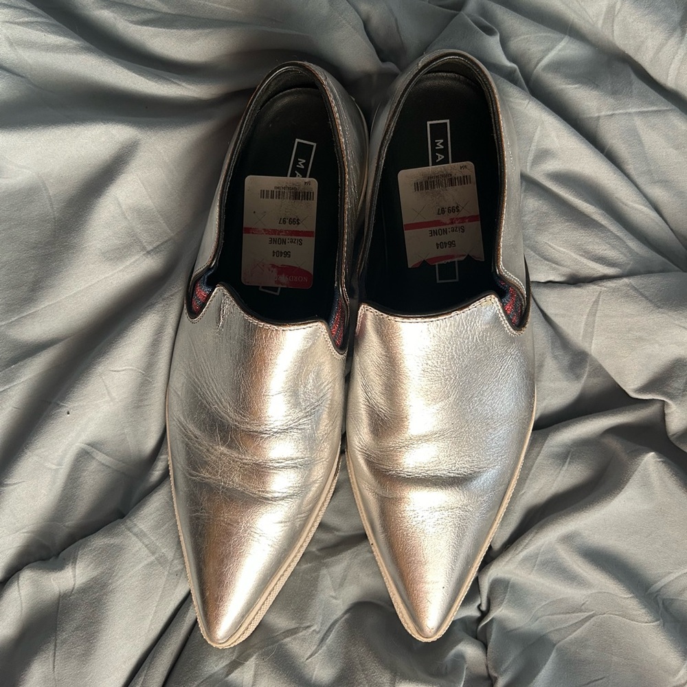 Mark Jacobs size 9, fancy tennis shoes